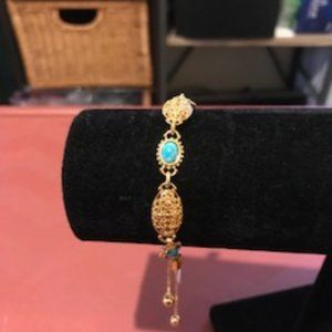 goldtone adjustable bracelet